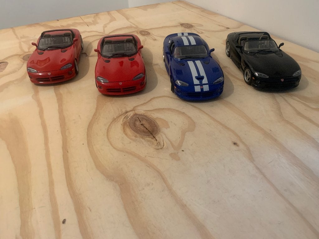 vipers  van dodge1\18 4stuks, Ophalen, Zo goed als nieuw, Auto