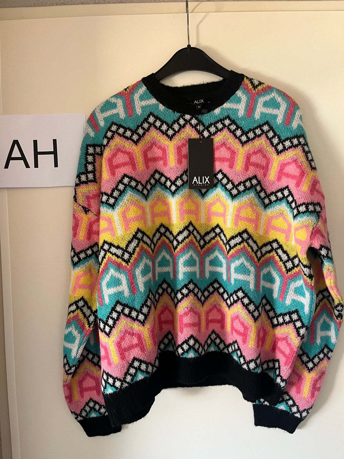 Alix trui met kleurrijk patroon en logo's, maat M, Kleding | Dames, Ophalen of Verzenden, Zo goed als nieuw, Maat 38/40 (M), Blauw
