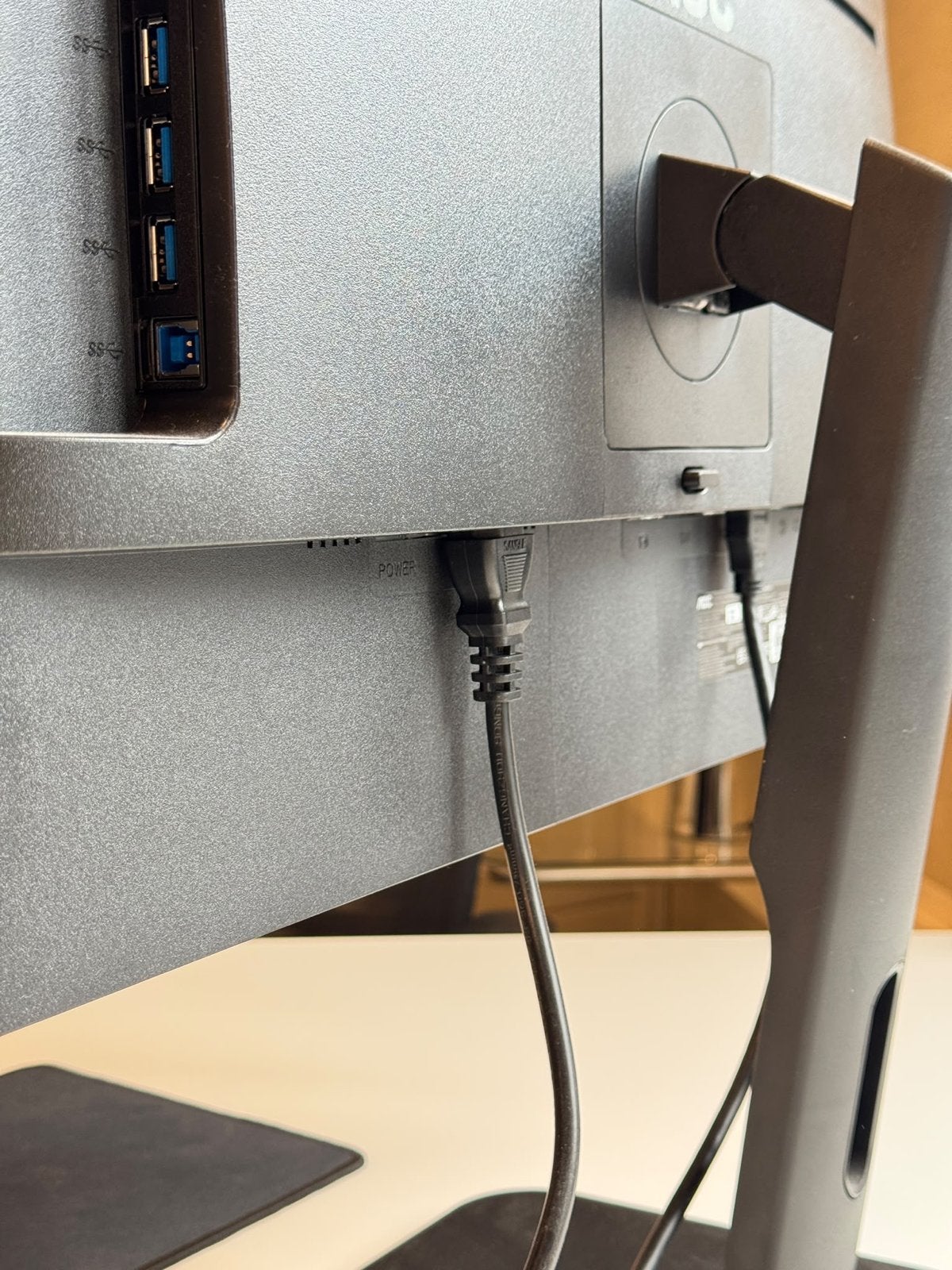 AOC 24P1 Zwart IPS Monitor scherm (60,5 cm / 23,8 inch), Ophalen of Verzenden, Zo goed als nieuw, IPS