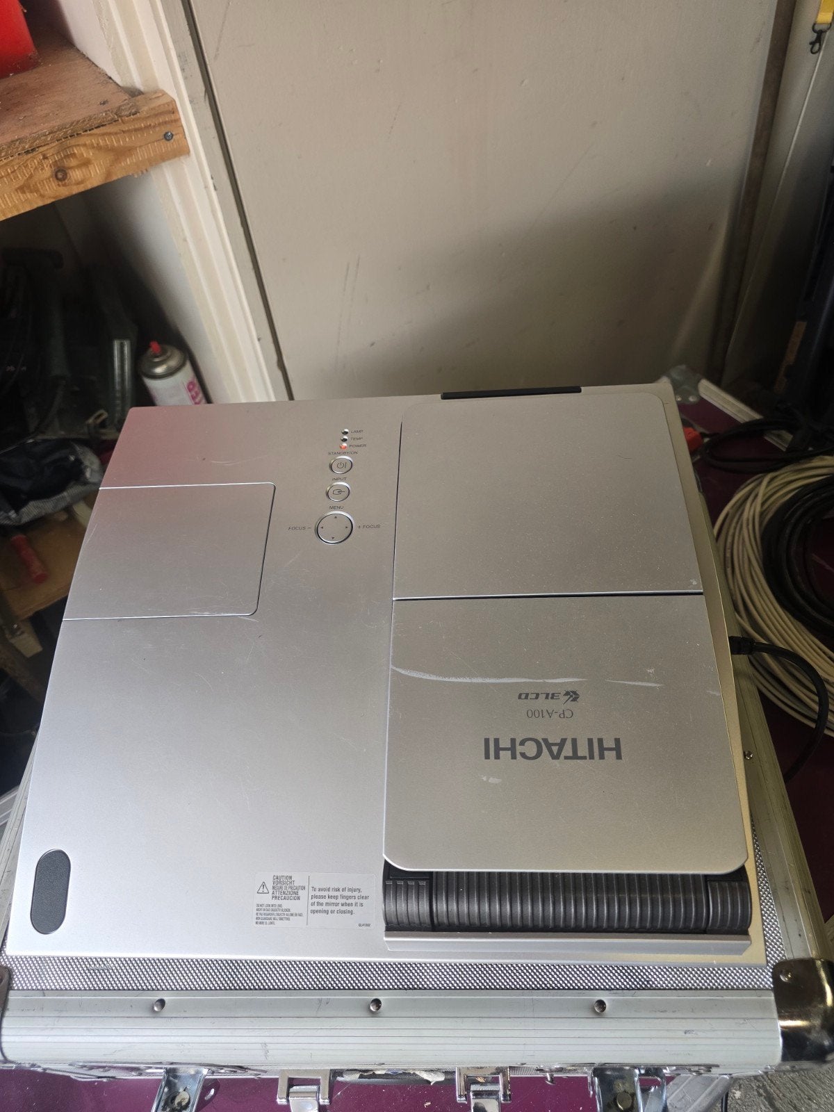 Hitachi CP-A100 beamer, Ophalen, Zo goed als nieuw, Overige typen, Kleur