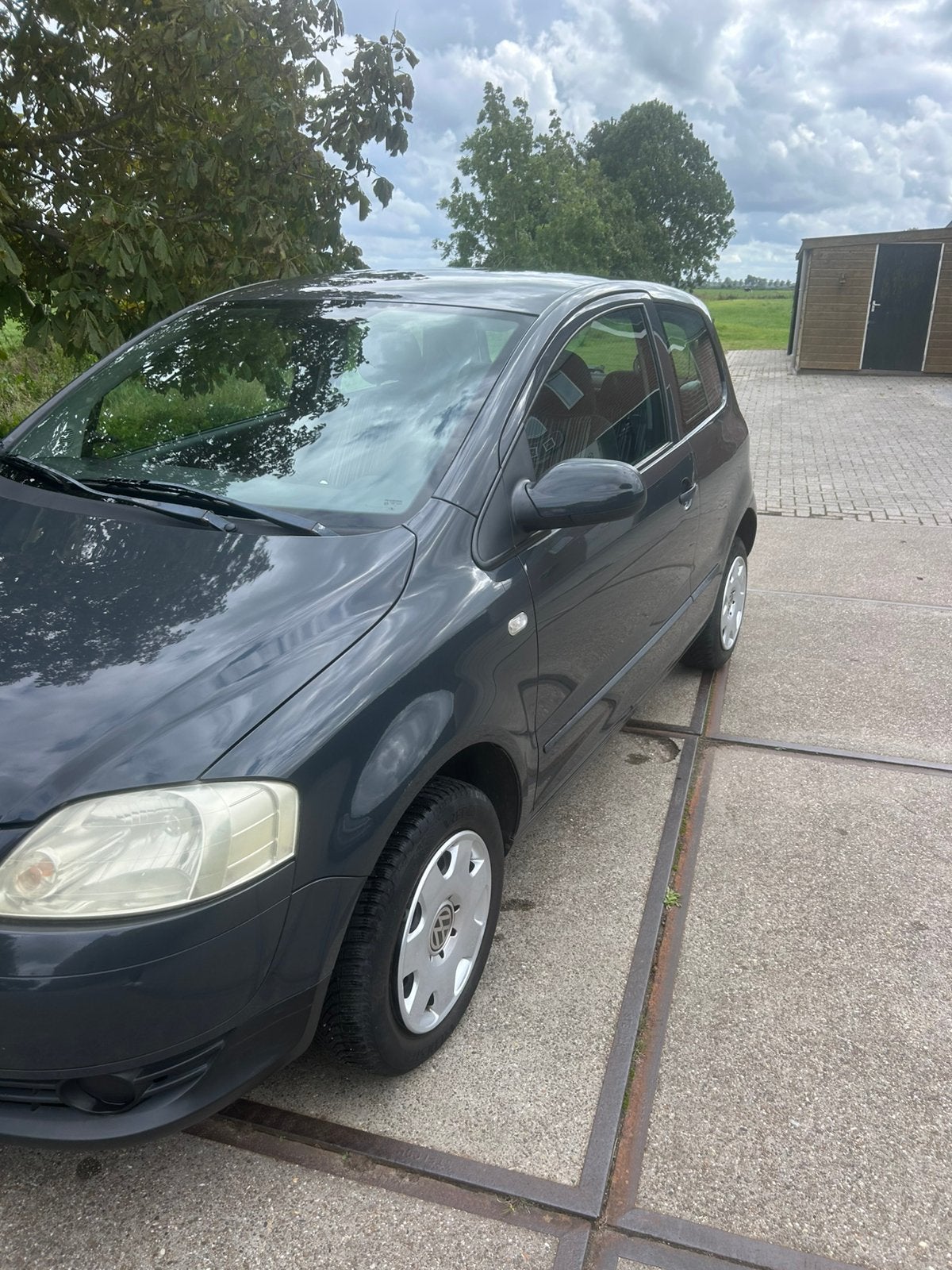Volkswagen Fox 1.4 55KW 2006 Grijs, Auto's, Voorwielaandrijving, 15 km/l, 4 cilinders, 4 stoelen