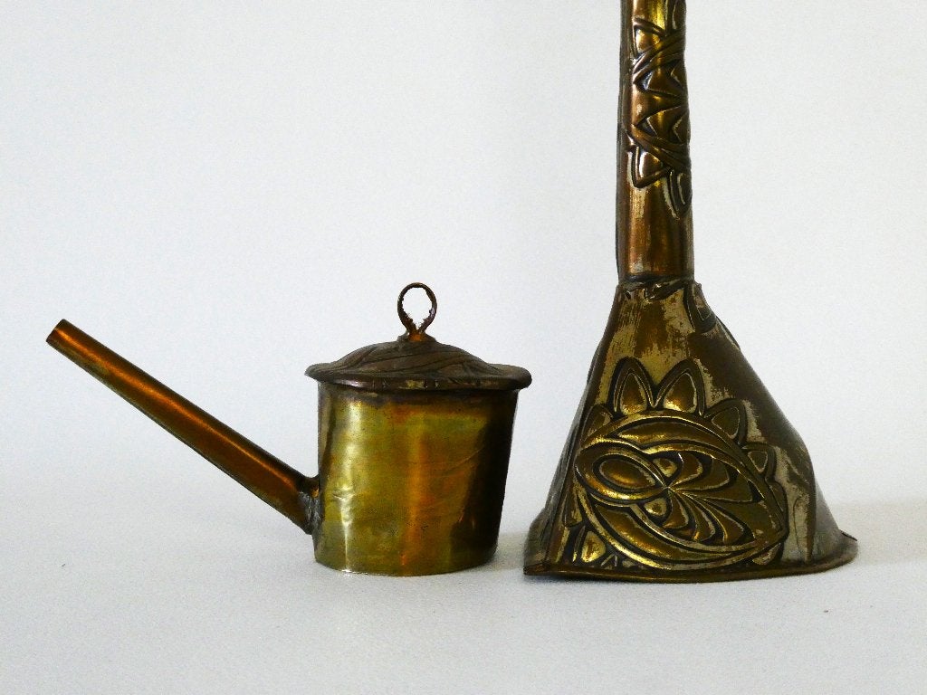 Snotneus / olielampje floraal gedecoreerd, Antiek en Kunst, Ophalen of Verzenden, Koper