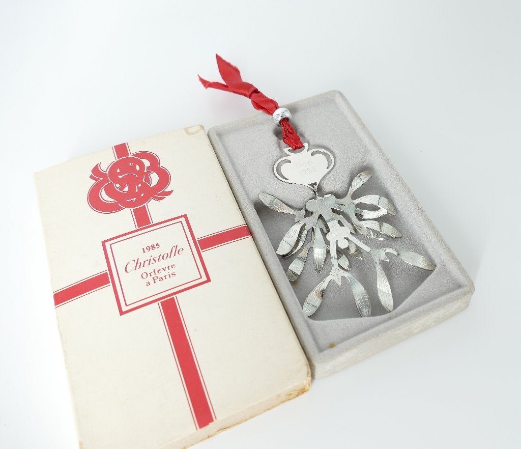 Christofle 1985 "Maretak" Kerstornament met lint, Antiek en Kunst, Antiek | Goud en Zilver, Ophalen of Verzenden, Zilver