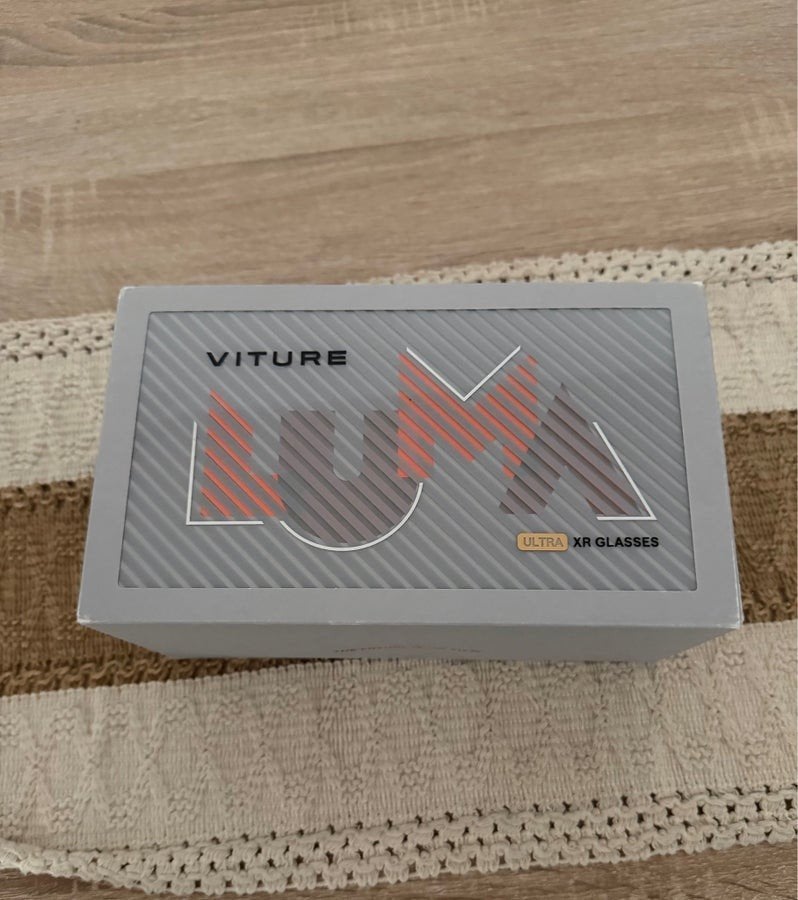Viture Luma Pro XR Bril met Oplaadadapter en Shades, Ophalen of Verzenden, Nieuw, VR-bril, Overige platformen