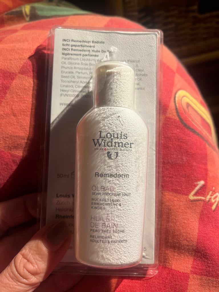Louis Widmer Remederm Oliebad - Droge Huid (50ml), Ophalen of Verzenden, Nieuw, Bad & Douche