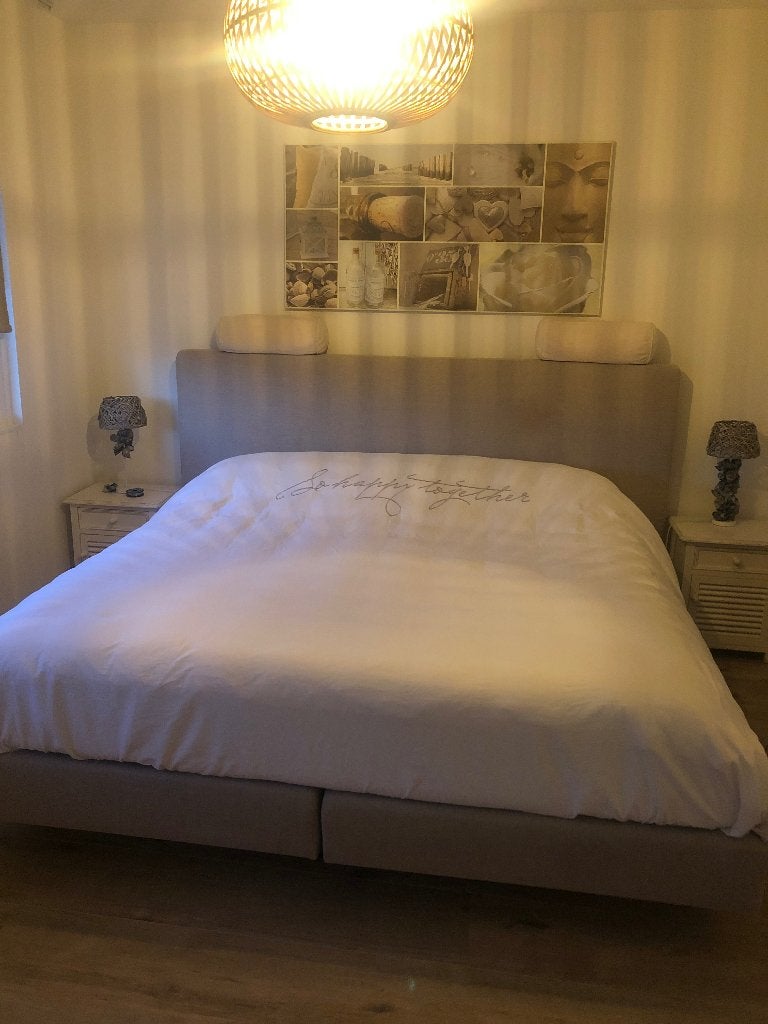 Auping Kingsize Boxspring 200x200, Huis en Inrichting, Ophalen, Gebruikt, Tijdloos modern- Luxe Auping design, Beige