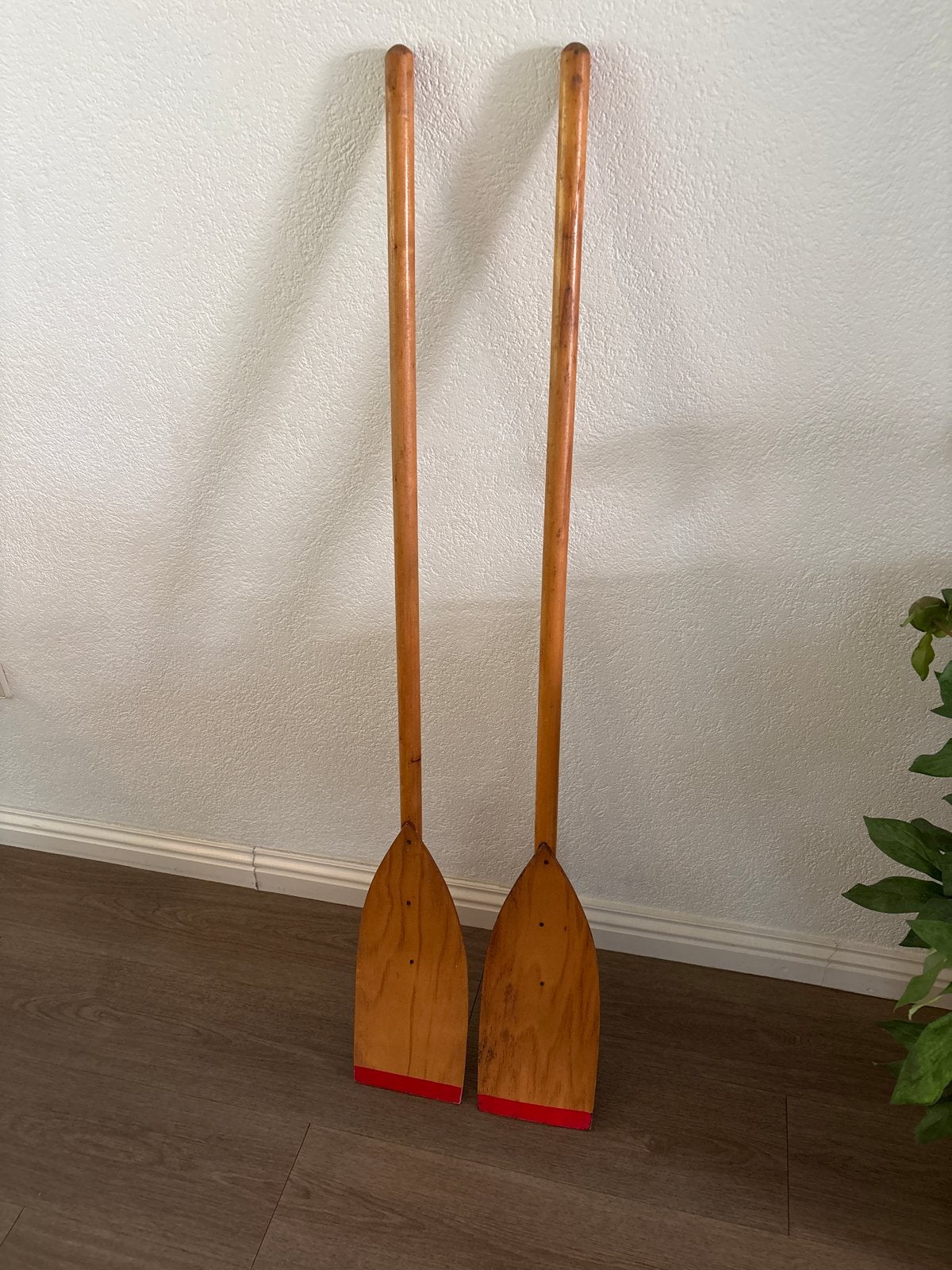 Vintage houten peddels - Set van 2 roeispanen, Watersport en Boten, Peddels, Ophalen, Gebruikt, Enkelbladige peddel
