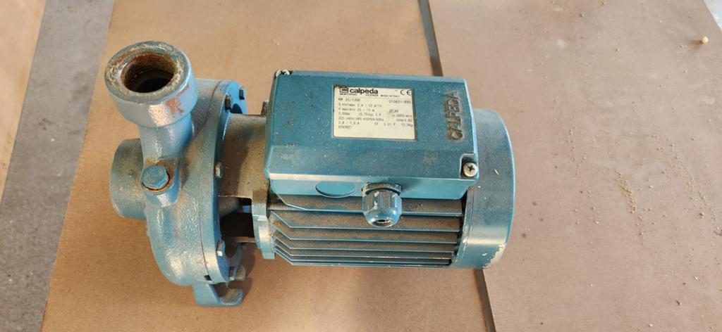 Calpeda 3-fasen waterpomp NM 25/12BE - 0.55kW, Ophalen, Gebruikt, Elektrisch, Besproeiingspomp
