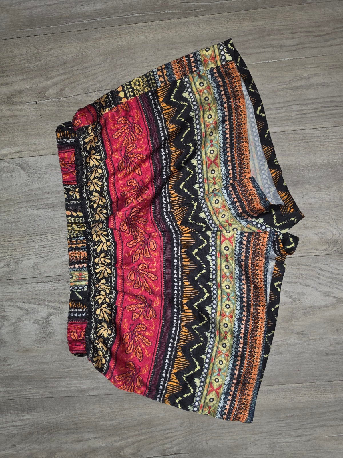 Kleurrijke shorts met etnische print - Maat 48 (2XL), Meerkleurig, Ophalen of Verzenden, Zo goed als nieuw, Curve
