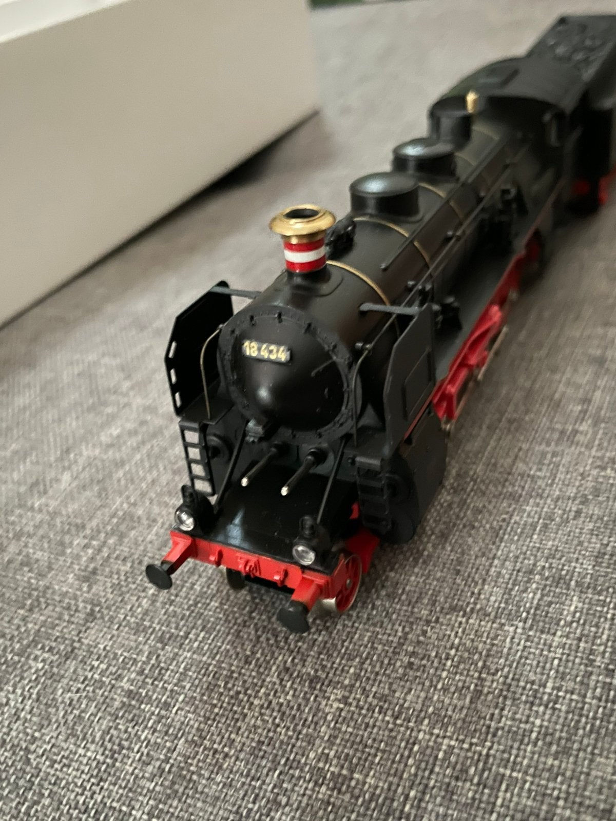Marklin 3518 BR18 RHEINGOLD Nieuwstaat, Wisselstroom, Locomotief, Ophalen of Verzenden, Zo goed als nieuw