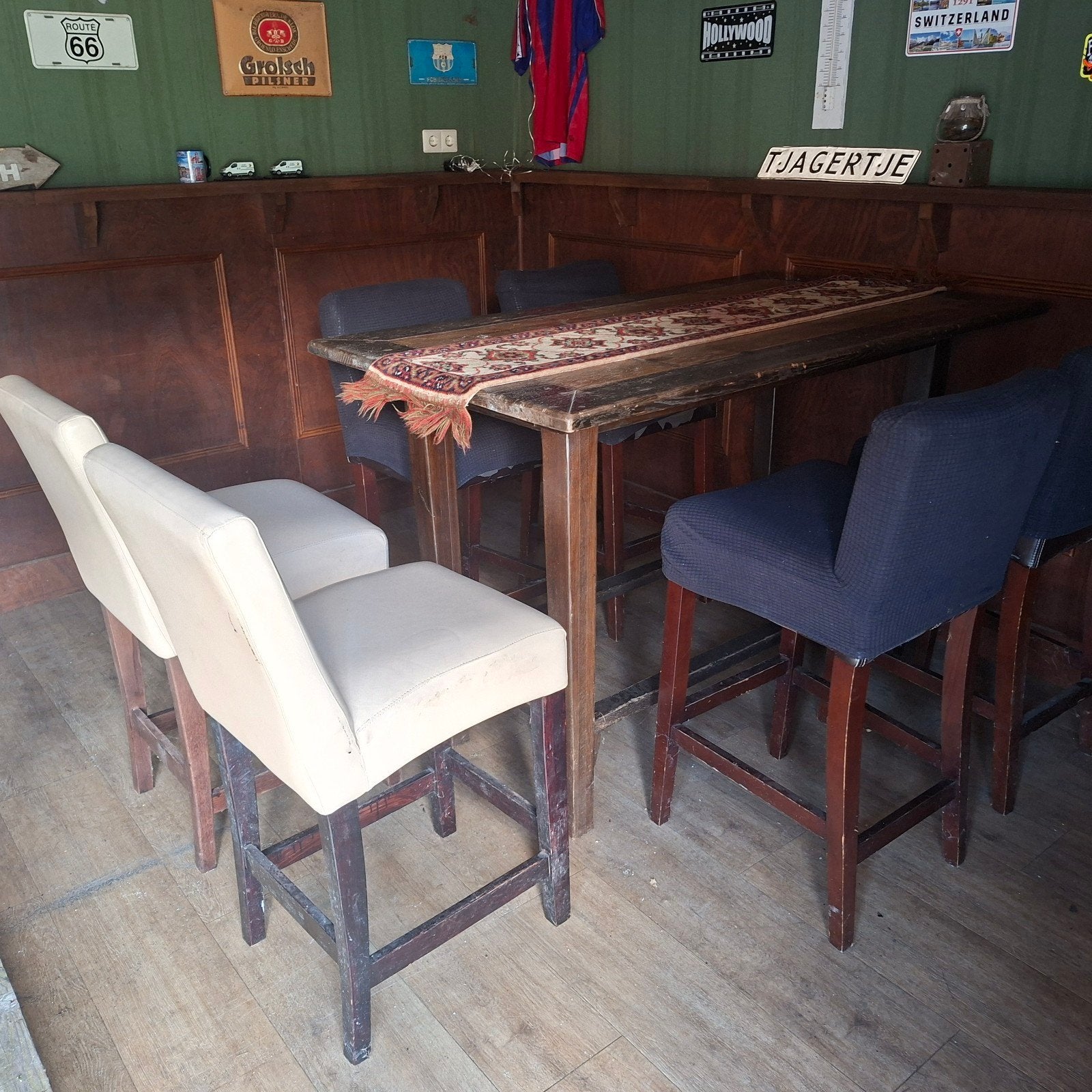 6 st barstoel met barstoel tafel, Ophalen, Gebruikt, Inclusief barstoelen