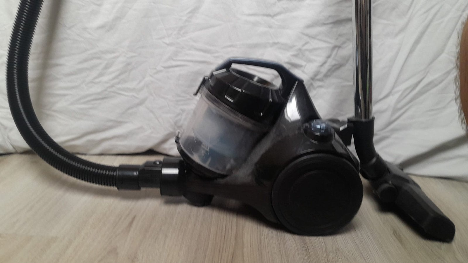 SilverCrest Stofzuiger - 850W - Zwart, Witgoed en Apparatuur, Stofzuigers, Ophalen, Zo goed als nieuw, Sledestofzuiger, Minder dan 1200 watt