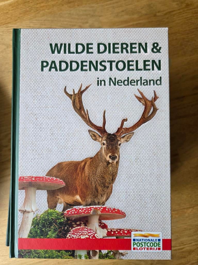 Natuurboeken Nederland: Wilde Dieren, Vlinders, Bloemen, Ophalen of Verzenden, Zo goed als nieuw, Natuur algemeen, Diverse auteurs