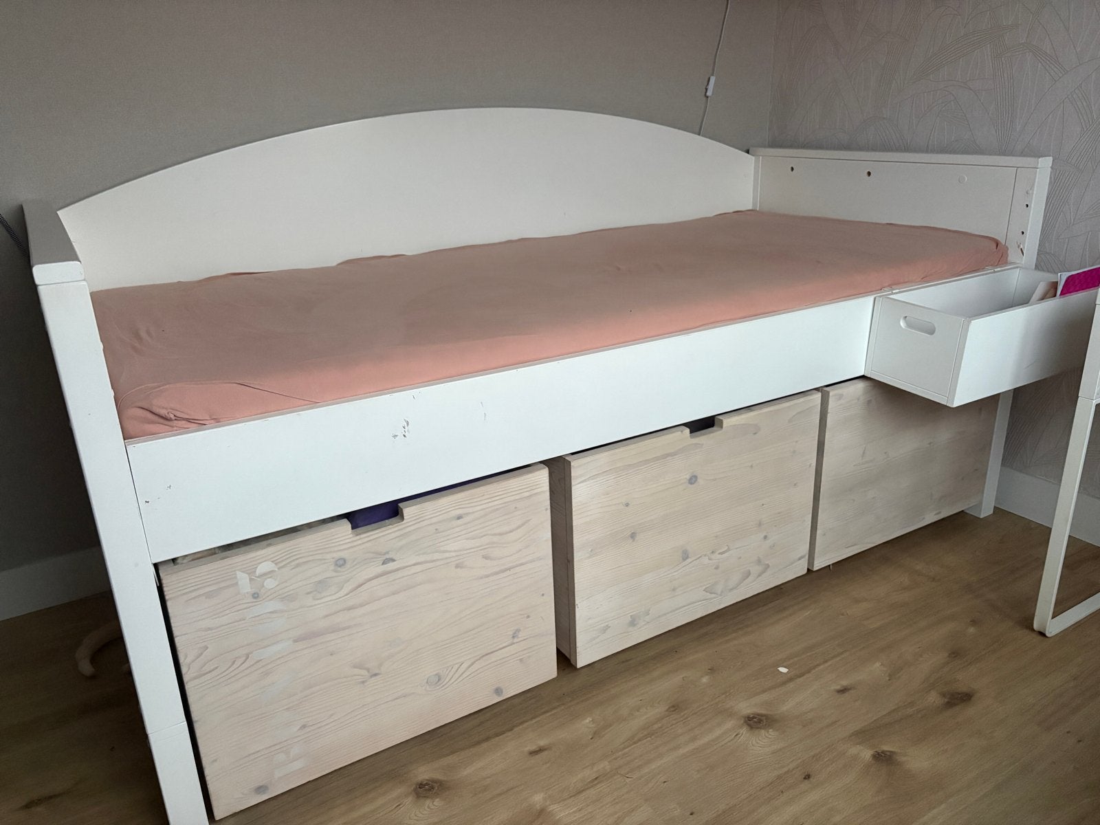 Gratis!Bopita bed wit met 3 opberglades - 90x200, Ophalen, 85 tot 100 cm, Zo goed als nieuw, Lattenbodem
