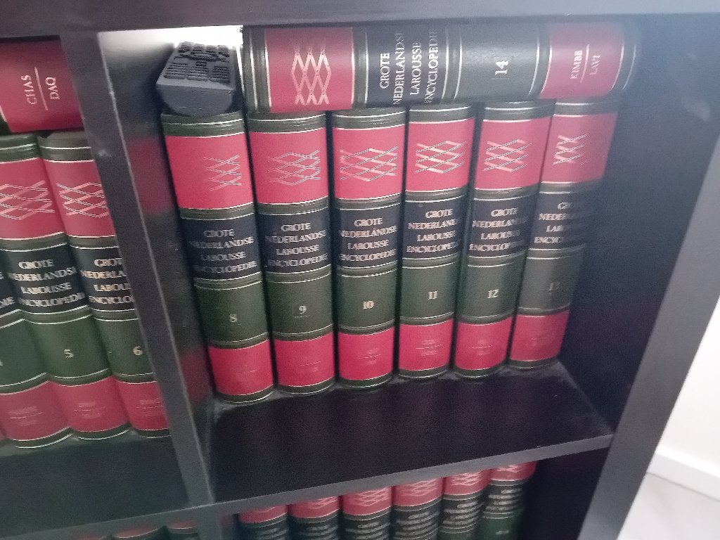 Grote Nederlandse Larousse Encyclopedie - 25 boeken + extra, Ophalen, Complete serie, Zo goed als nieuw, Algemeen