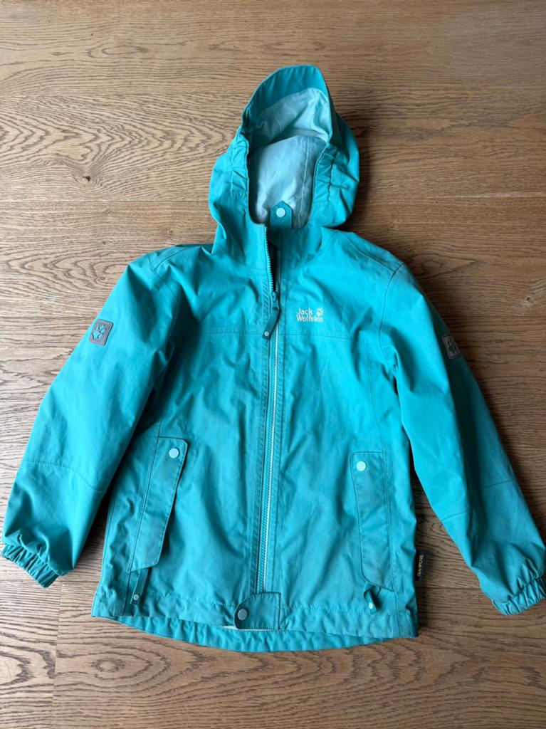 Jack Wolfskin Jas Maat 128 Unisex Licht Groen/Turquoise ZGAN, Kinderen en Baby's, Ophalen of Verzenden, Zo goed als nieuw, Jongen of Meisje