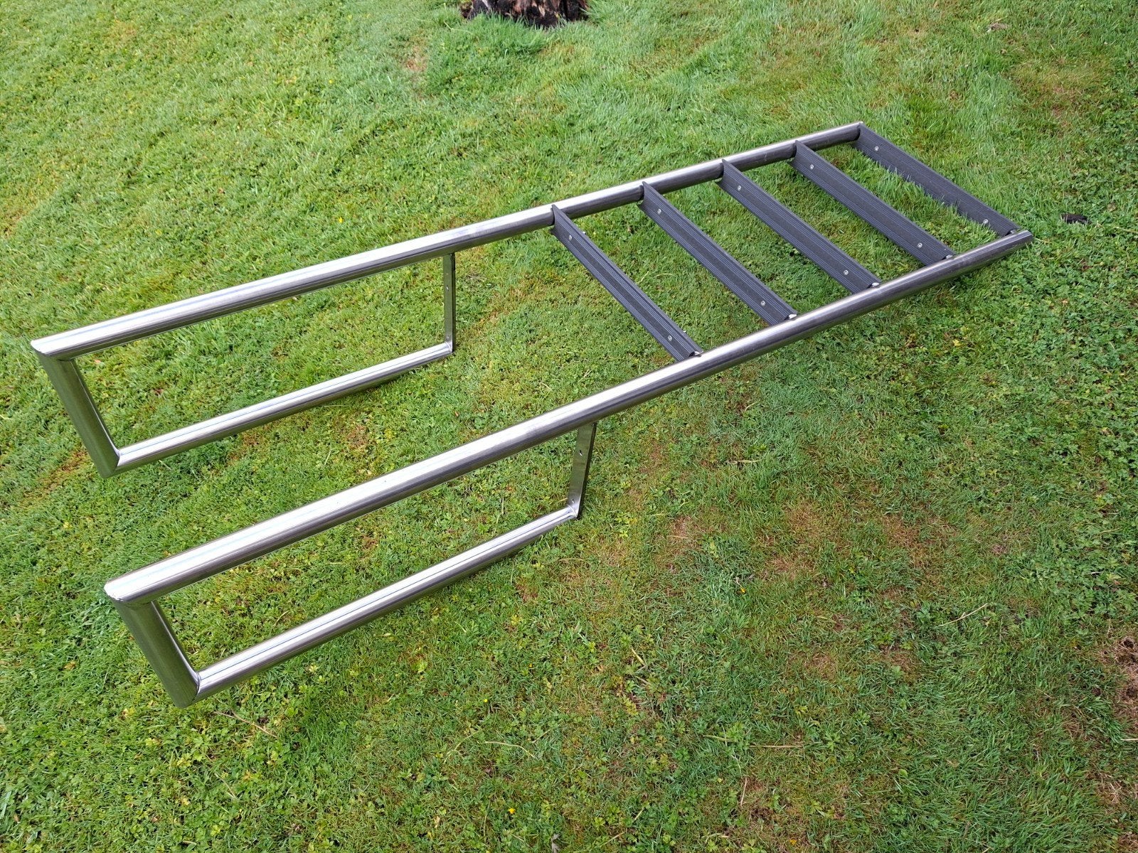 Rvs zwemtrap, Ophalen
