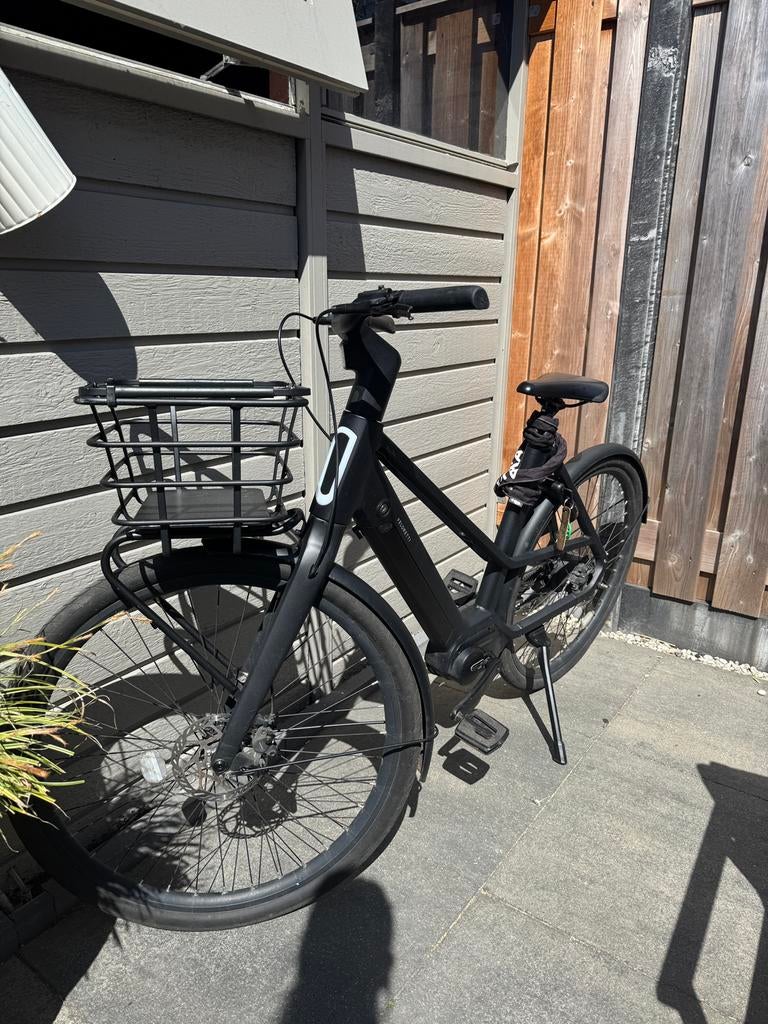 Veloretti Ivy Two mat zwart met transportrekje en mandje, Ophalen, Veloretti, Zo goed als nieuw, 47 tot 51 cm