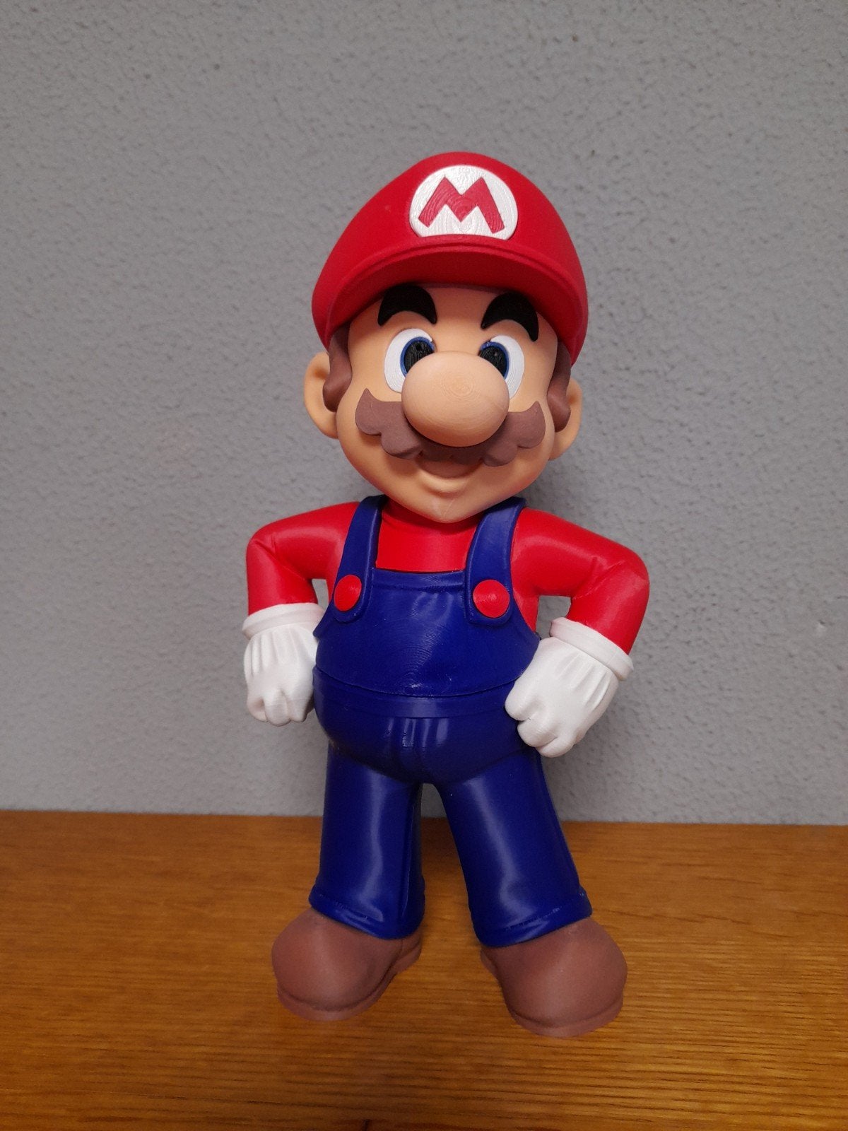 Mario ca 30 cm, Ophalen of Verzenden, Zo goed als nieuw, Beeldje of Figuurtje