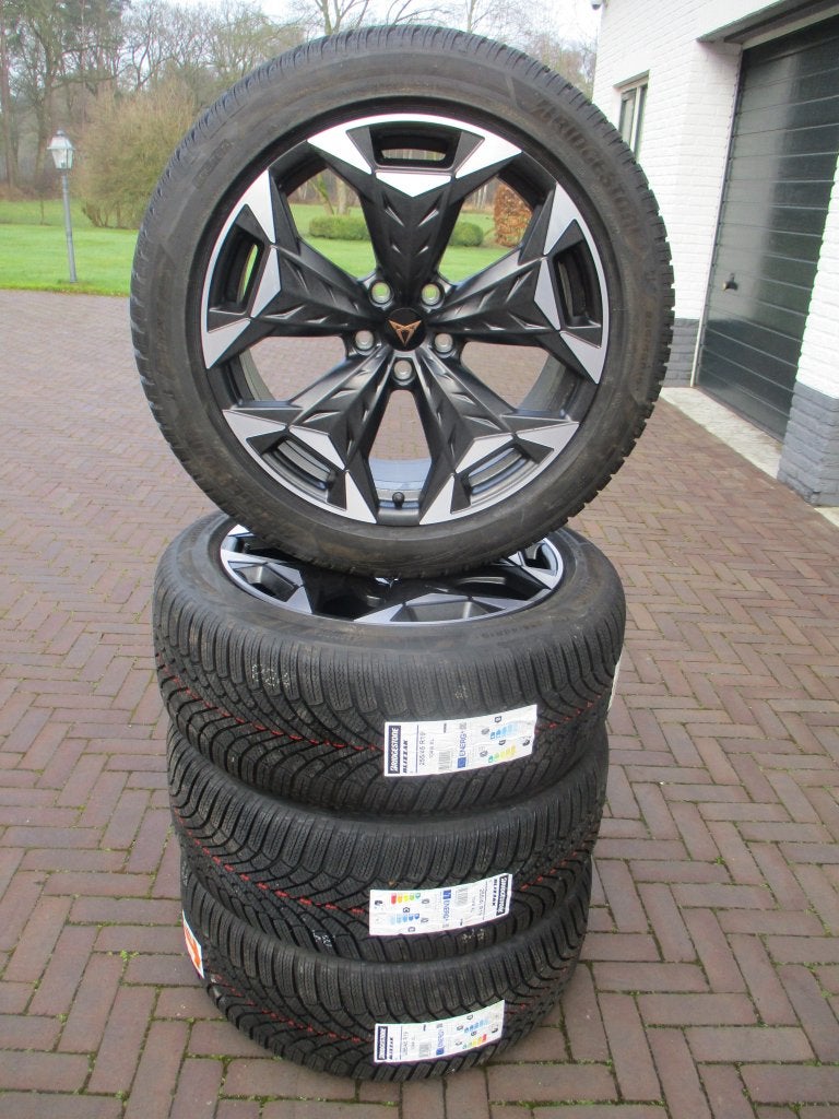 NIEUW Originele Cupra Terramar 19 inch winterbanden, 19 inch, 255 mm, Banden en Velgen, Nieuw