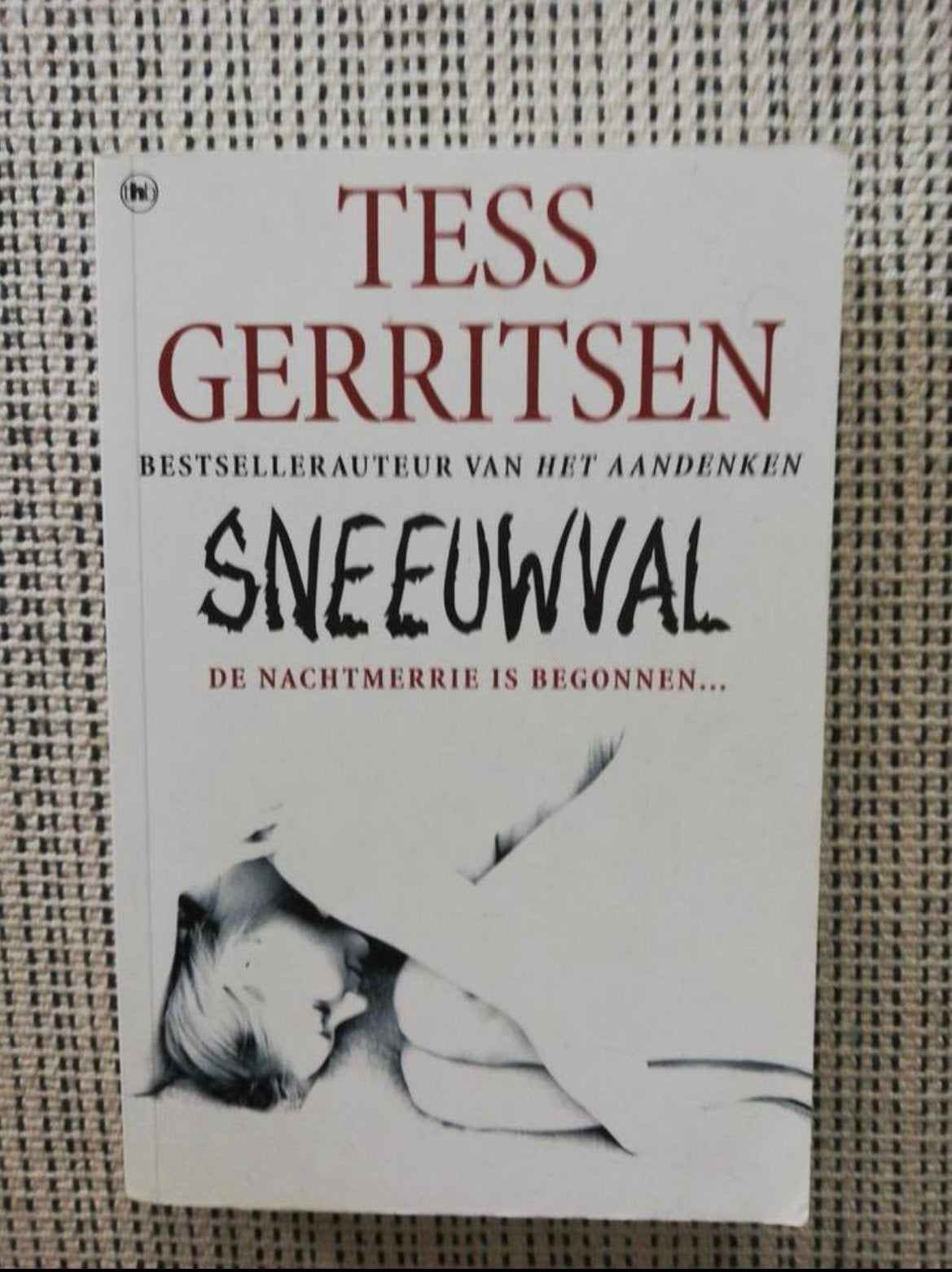 Boek Sneeuwbal te koop, Boeken, Thrillers, Gelezen, Ophalen of Verzenden