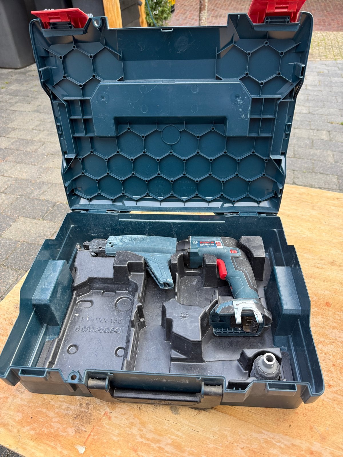 Bosch Professional GSR 18V-EC Schroefmachine met MA 55, Ophalen, Variabele snelheid, Boor- en Schroefmachine, Gebruikt