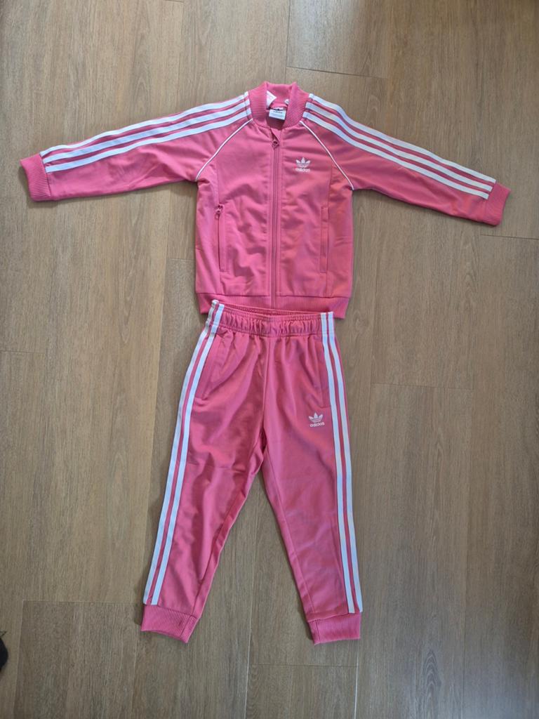 Roze adidas pak, Ophalen of Verzenden, Zo goed als nieuw, Meisje