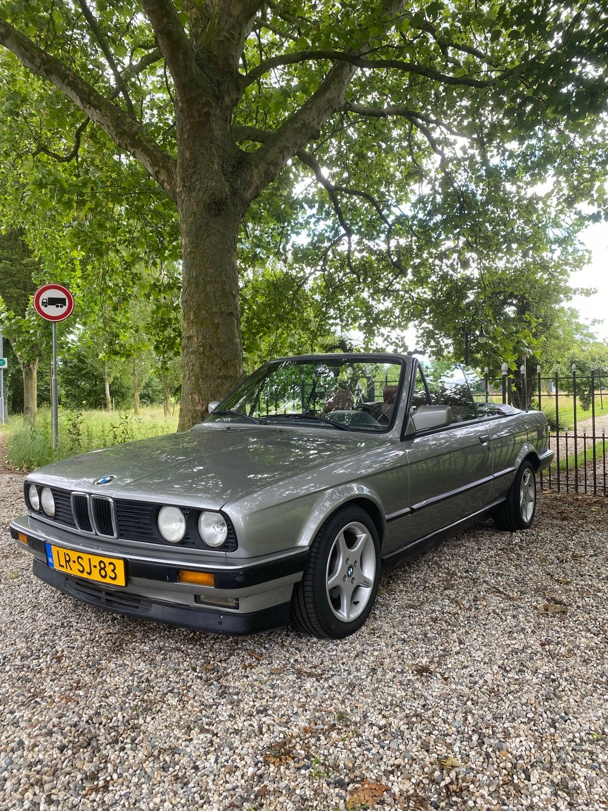BMW 3-Serie 2.5 325i Cabriolet 1987 oldtimer, 2494 cc, Cabriolet, Leder, Handgeschakeld