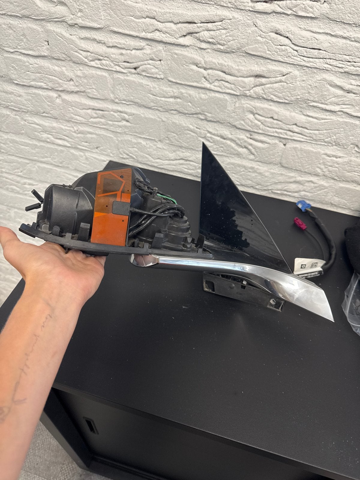 Foto 2 van Tesla Model 3 Rechter Spiegel - Gebruikt