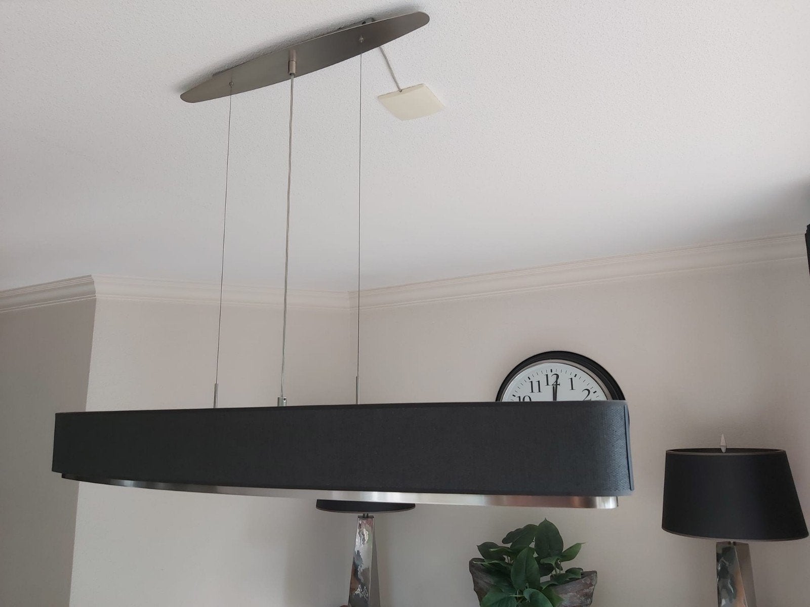 Moderne hanglamp met textiel kap en metalen accenten, Ophalen, Metaal, E27 (groot), Zo goed als nieuw