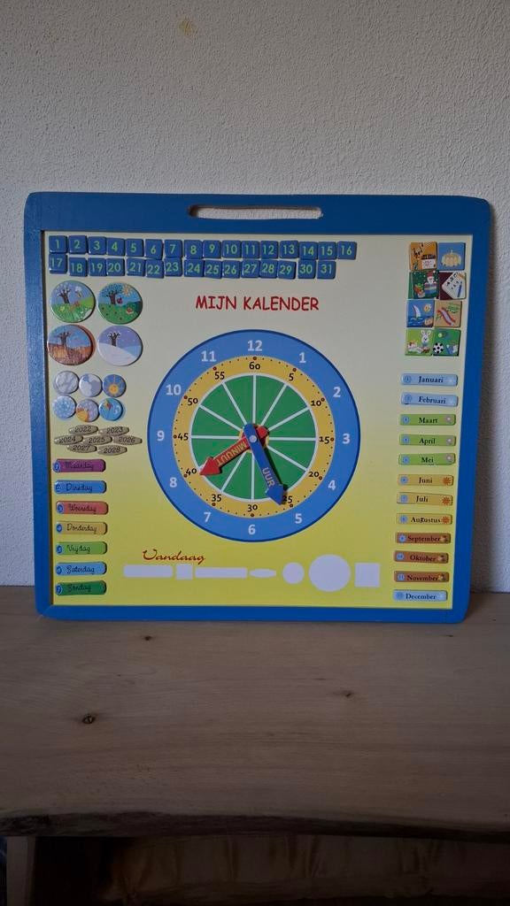 Houten kalenderklok, Kinderen en Baby's, Speelgoed | Houten speelgoed, Ophalen, Zo goed als nieuw