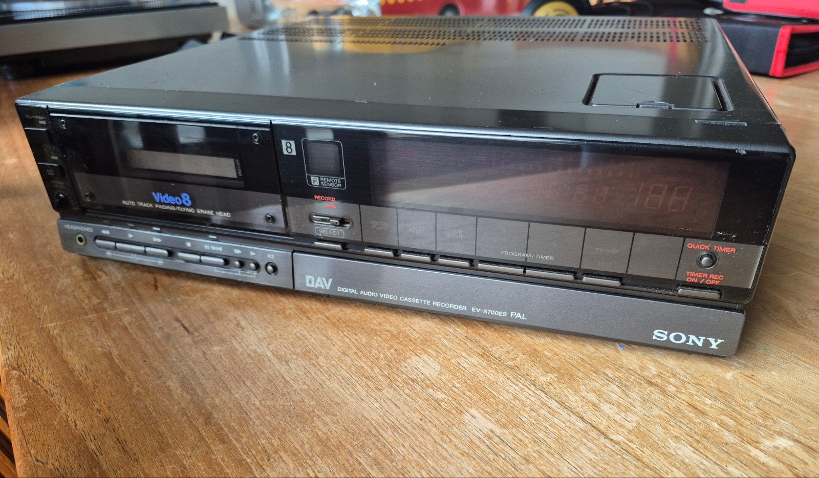 Sony EV-S700ES  Video 8 recorder Defect!!., Ophalen of Verzenden, Niet werkend, Overige typen