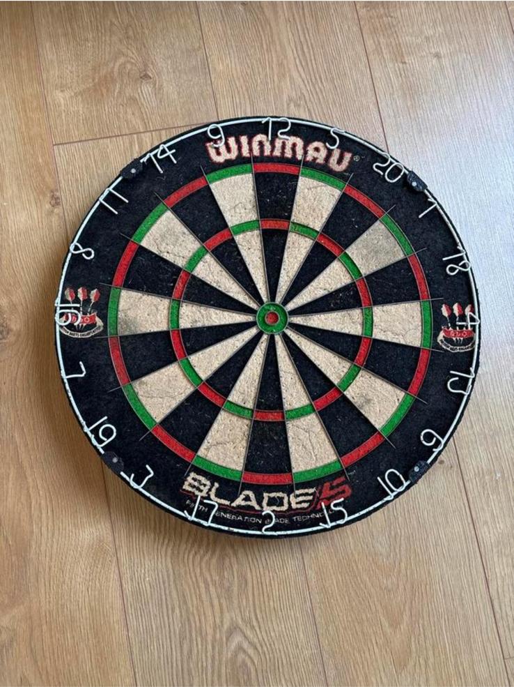 Winmau Blade 5 dartbord, Sport en Fitness, Darts, Ophalen of Verzenden, Gebruikt, Dartbord