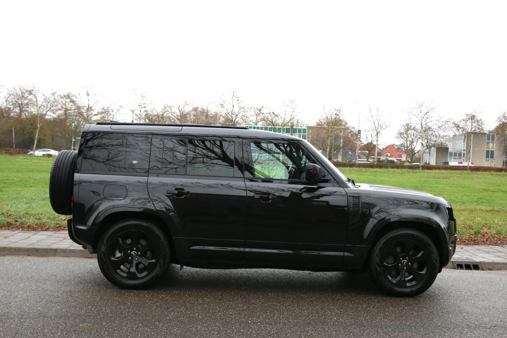 Land Rover Defender 110 2.0 P400e PHEV Hybride 110 HSE Aut B, Auto's, Land Rover, Gebruikt, 4 cilinders, 15 kWh, Zwart