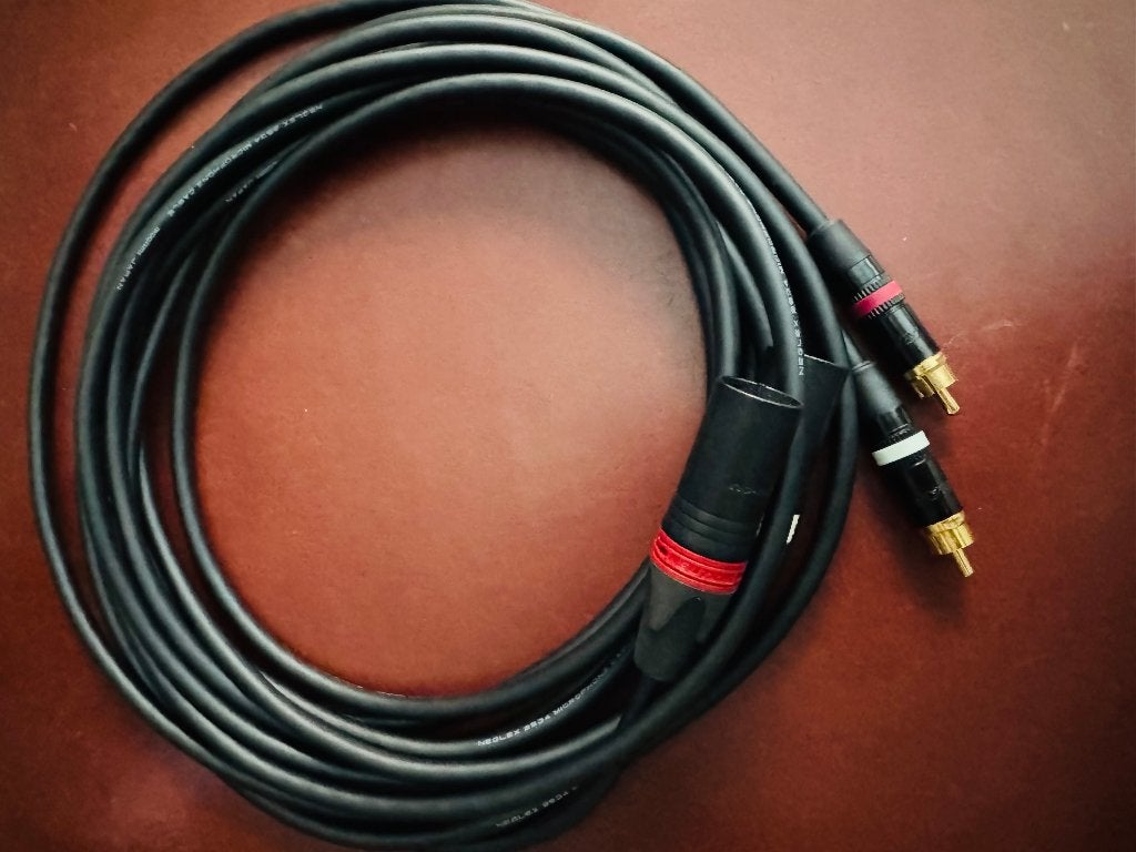 Mogami interlinks XLR - RCA, Ophalen of Verzenden, Zo goed als nieuw, 2 tot 5 meter, Interlink-kabel