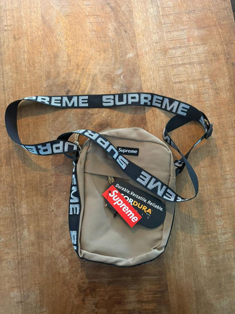 Supreme schoudertas, Ophalen of Verzenden, Nieuw, Beige, Overige merken