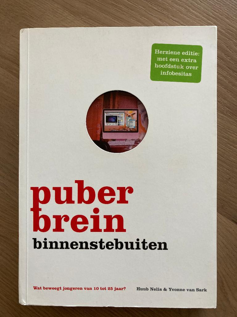 boek puberbrein binnenste buiten, Boeken, Ophalen of Verzenden, Zo goed als nieuw