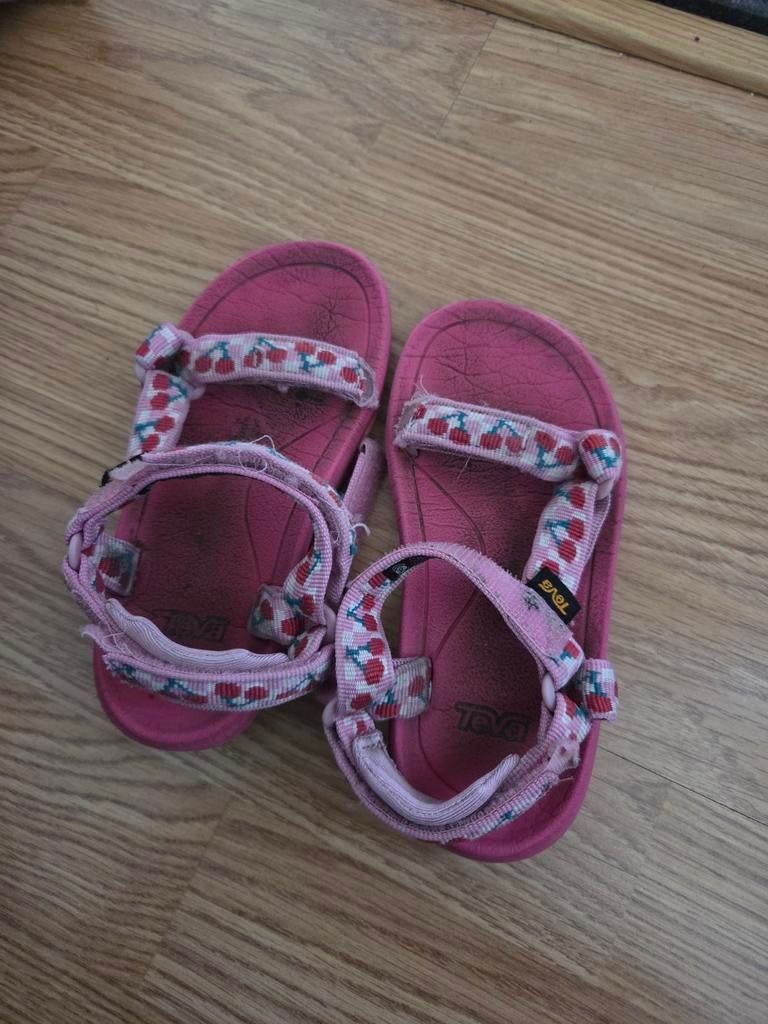 Teva sandalen maat 26, Gebruikt, Meisje, Overige typen, Teva