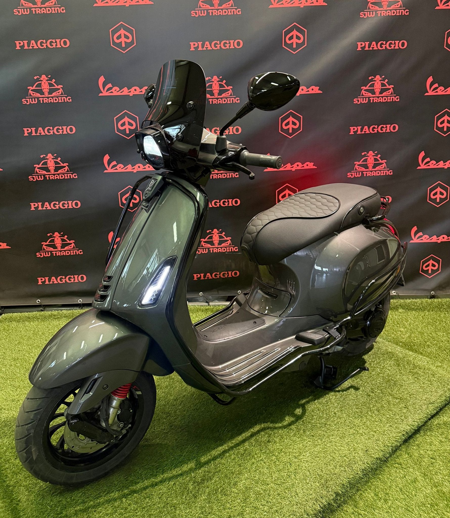 Vespa Sprint 2023 Brom! Agaat Grijs / RS Zadel / Garantie!, Fietsen en Brommers, -, Maximaal 45 km/u, -, Ophalen of Verzenden