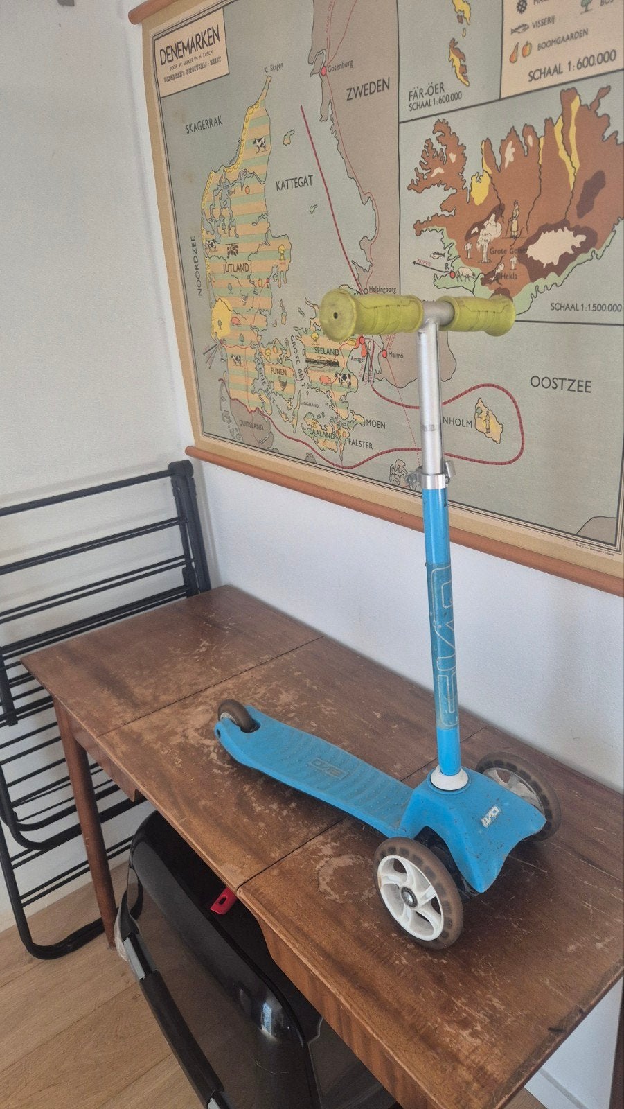 Blauwe kinderstep met 3 wielen, Ophalen, Gebruikt, Gewone step, Onbekend