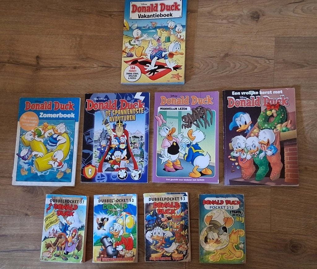 Grote verzameling Donald Duck stripboeken(90–2023)450 stuks