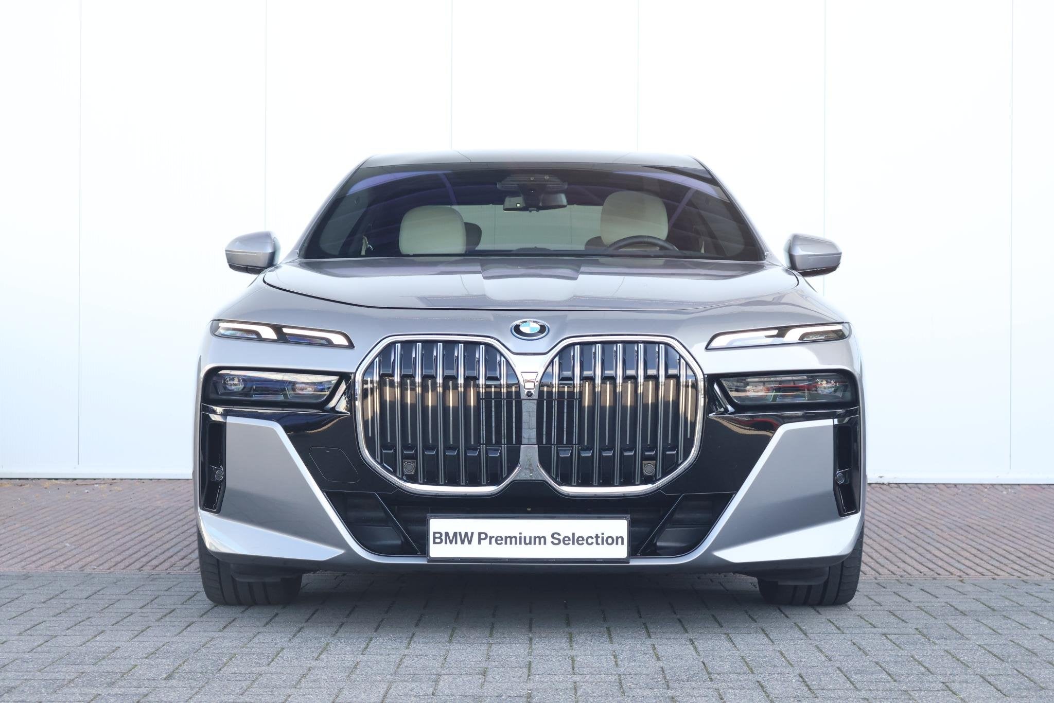 BMW 7-serie 750e xDrive | M-Sport Pakket | Individual Leder, Automaat, Stof, Gebruikt, 489 pk