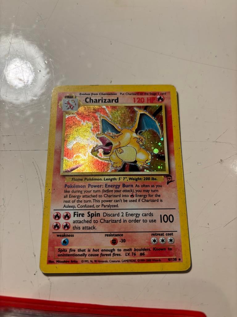 Charizard Pokémon Kaart (Base Set, Holo, 4/130), Verzenden, Gebruikt, Losse kaart, Foil