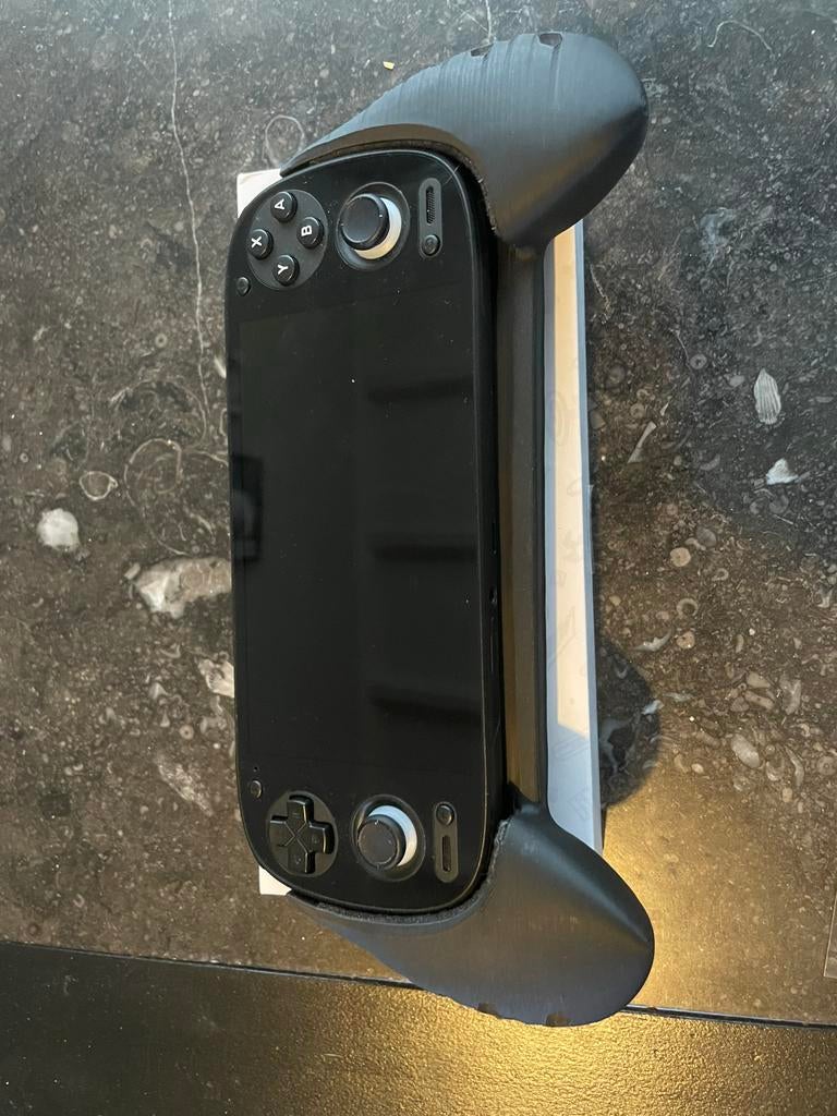 Retroid Pocket 5 compleet met grip en extra thumbsticks, Ophalen, Retroid, Zo goed als nieuw