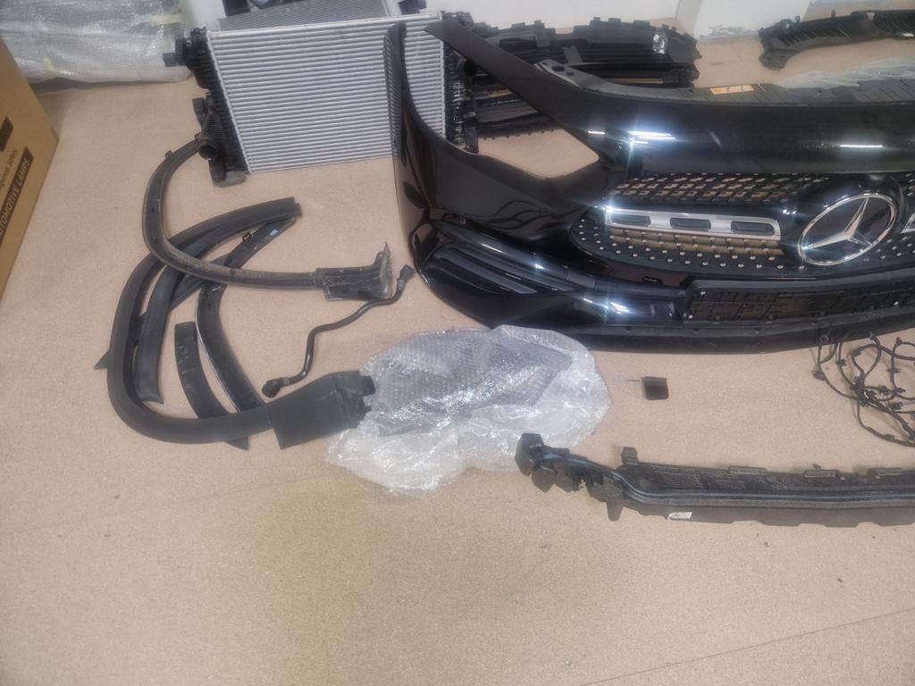 MERCEDES GLA H247 compleet voorkop, Ophalen of Verzenden, Bumper