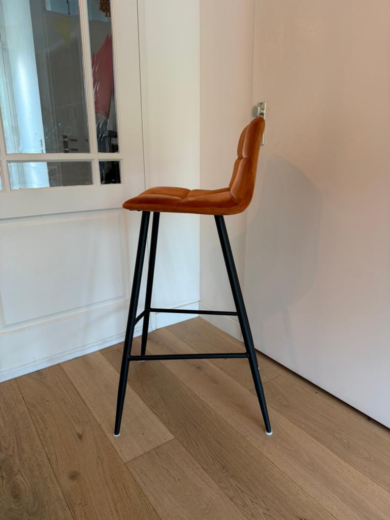 5 barkrukken met rugleuning. 80cm hoog, Huis en Inrichting, Barkrukken, 2 krukken, Ophalen, Zo goed als nieuw, 60 tot 90 cm