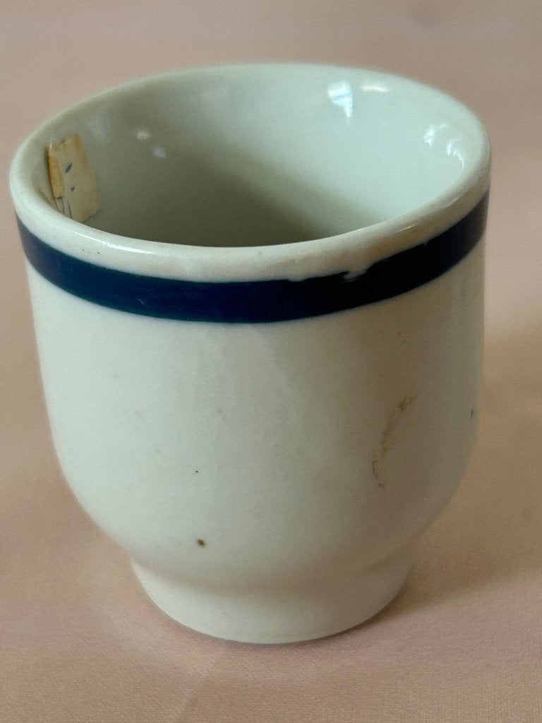 Vintage Lubiana eierdopje wit met donkerblauwe rand, Antiek en Kunst, Ophalen of Verzenden