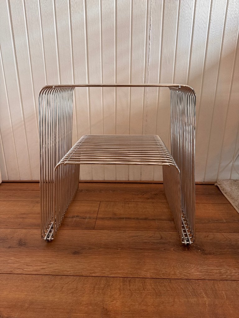 Metalen bijzettafel, Minder dan 55 cm, Mid century, Metaal of Aluminium, Nieuw