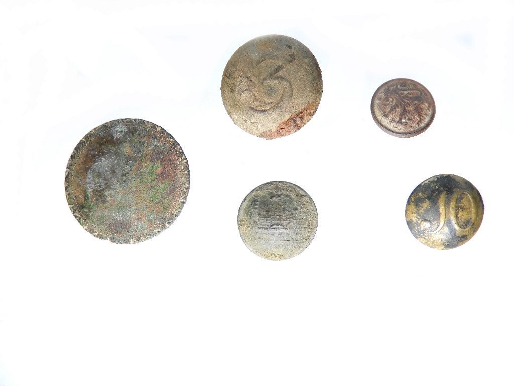 Verschillende knopen d938, Ophalen of Verzenden, Brons