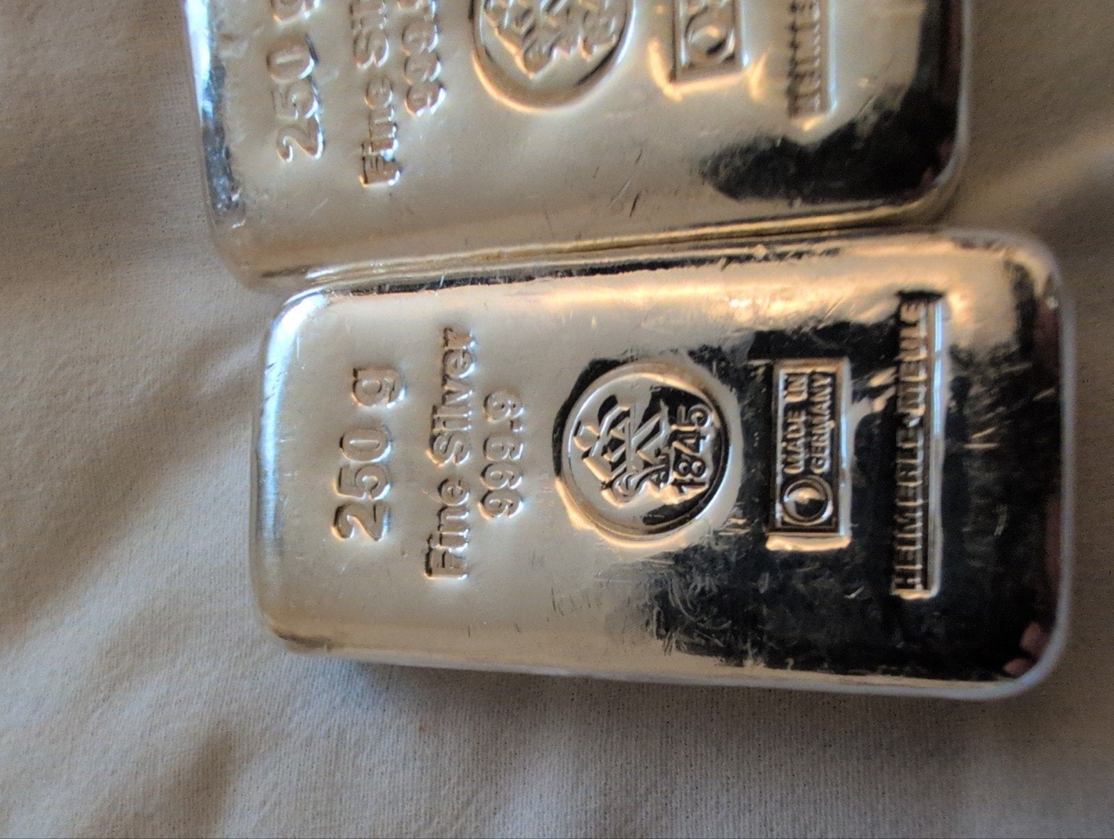 Zilverbaar 250g Fine Silver 999.9 - Heimerle + Meule, Postzegels en Munten, Verzenden, Zilver